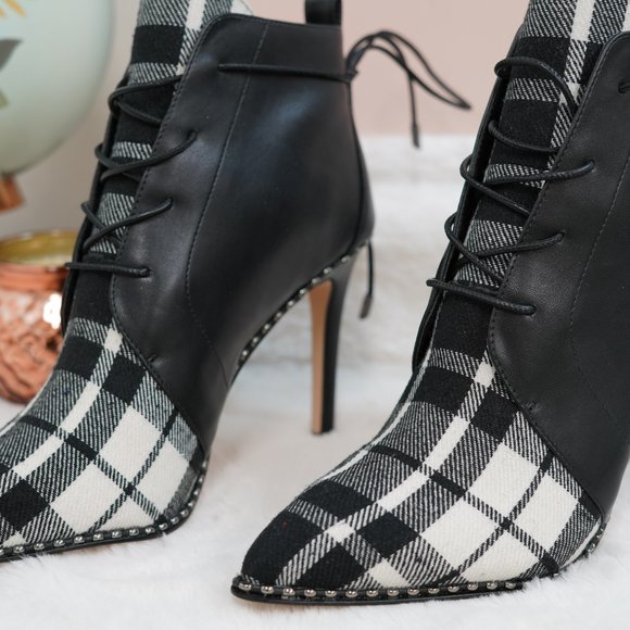 Haniah lace up bootie Clearance